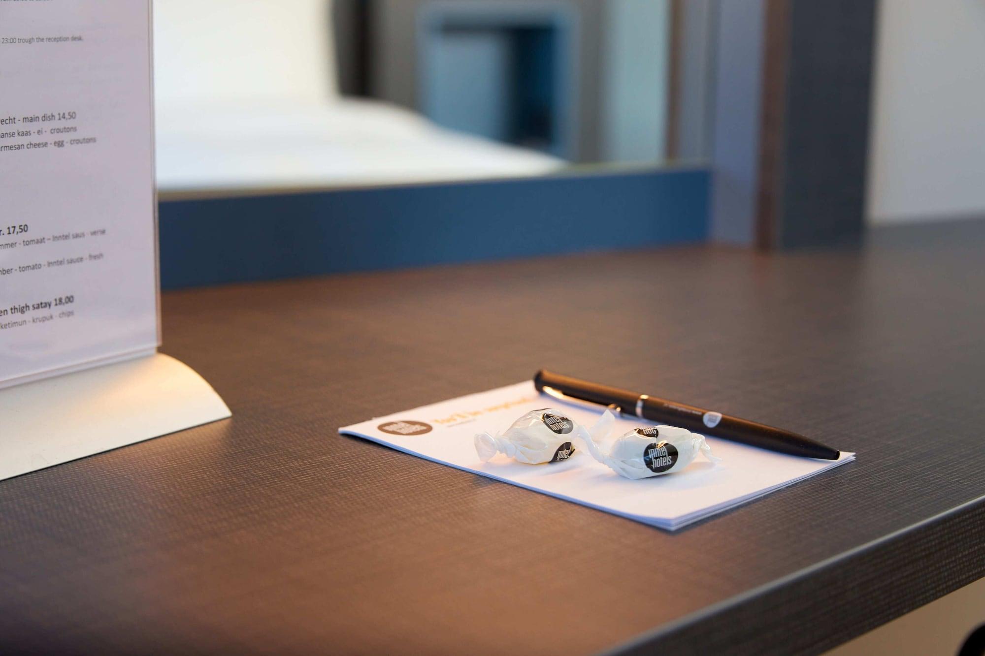 Doubletree By Hilton Rotterdam Centre Hotel ภายนอก รูปภาพ