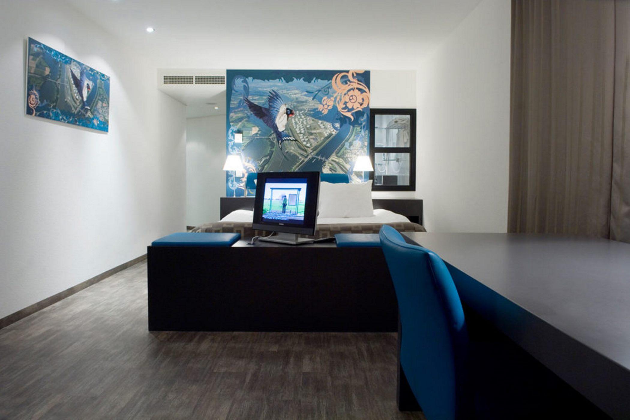 Doubletree By Hilton Rotterdam Centre Hotel ภายนอก รูปภาพ
