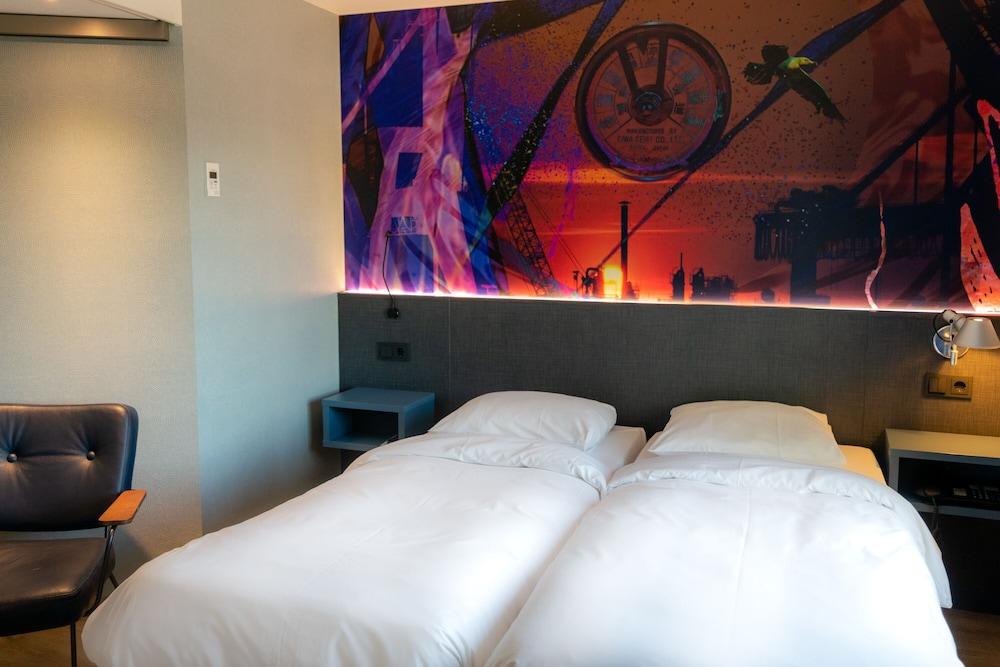 Doubletree By Hilton Rotterdam Centre Hotel ภายนอก รูปภาพ